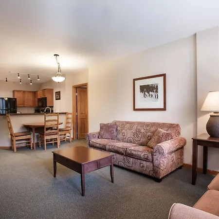 Zephyr Mountain Lodge Value-Rated 2202